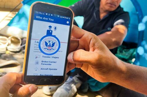 CBP's Migrant App Faces Tech Glitches, Security Flaws: Report