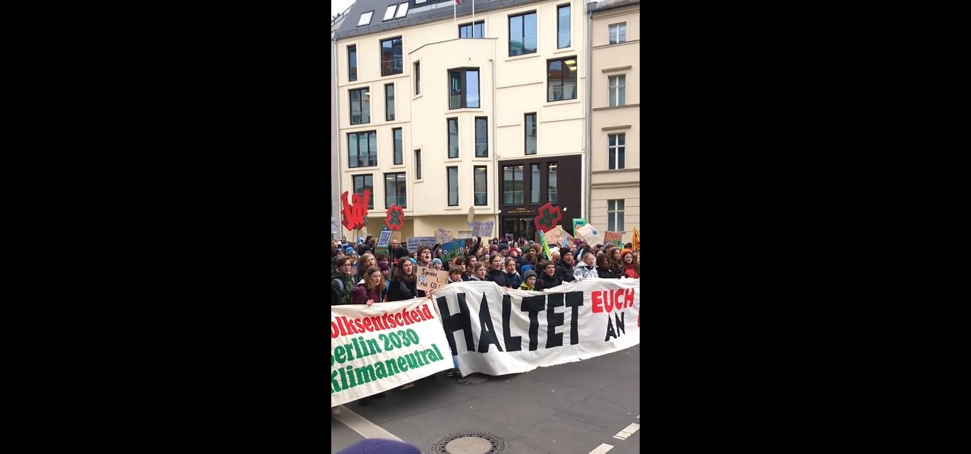 Tens of thousands rally for climate action in Germany